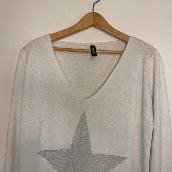 Venti 6 Made in Italy Modal White Star Sweater V Neck Soft Casual Size Medium - Picture 2 of 15